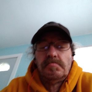 Meet your Posher, Perry